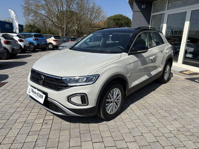 Volkswagen T-Roc 1.0 TSI Life (2)