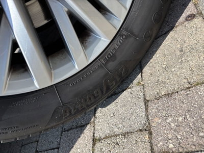 Volkswagen T-Roc 1.0 TSI Life (9)