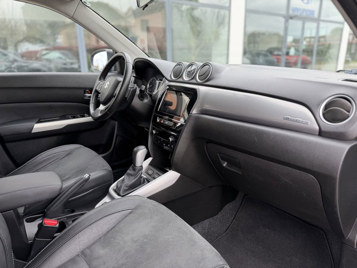 Suzuki Vitara 1.6 DDiS 4WD AllGrip DCT V-Top (20)