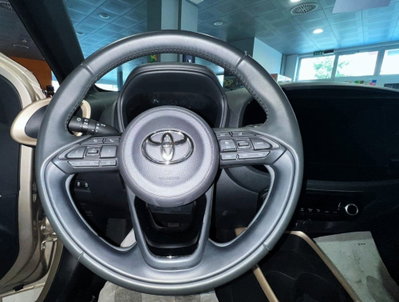 Toyota Aygo X 1.0 Trend 72cv (11)