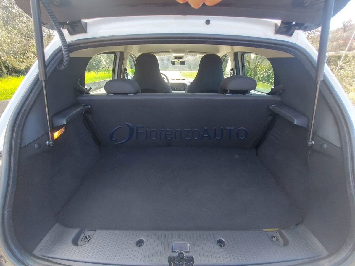 Renault Twingo 1.0 SCe Wave (7)