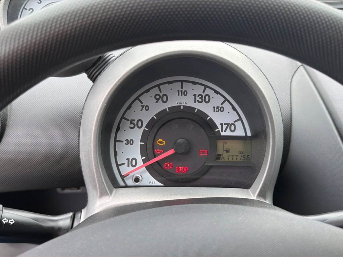 Peugeot 107 68CV 5p. Plaisir (17)
