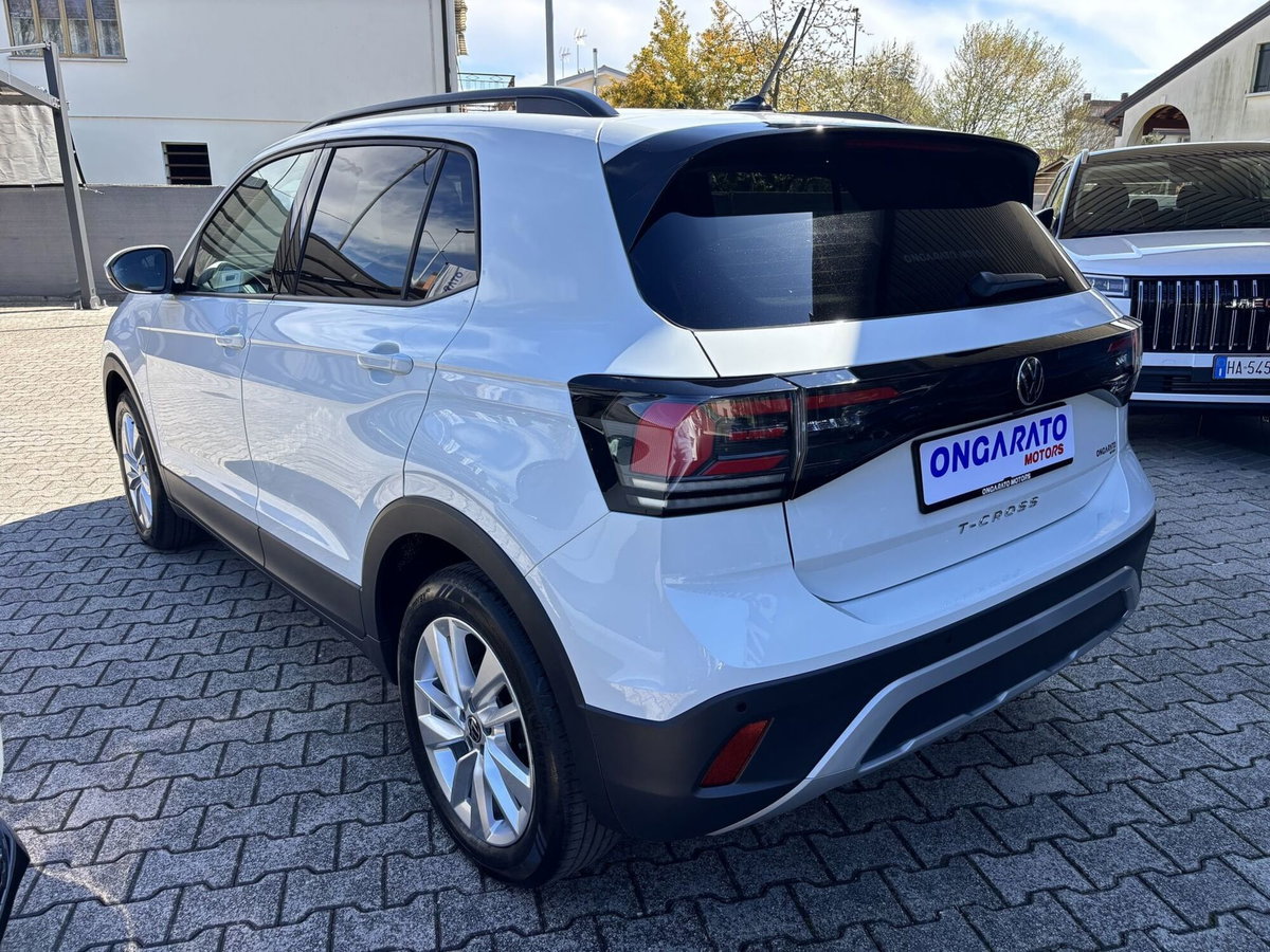 Volkswagen T-Cross 1.0 tsi Edition 115cv (6)