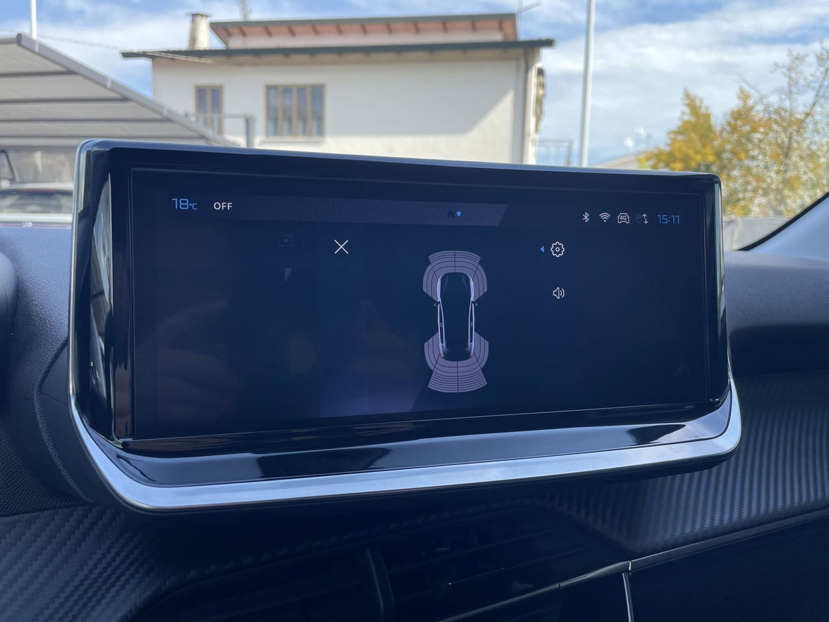 Peugeot 208 PureTech 100 Stop&Start 5 porte Allure (13)