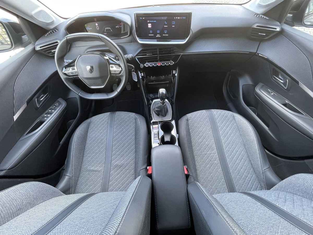 Peugeot 208 PureTech 100 Stop&Start 5 porte Allure (7)