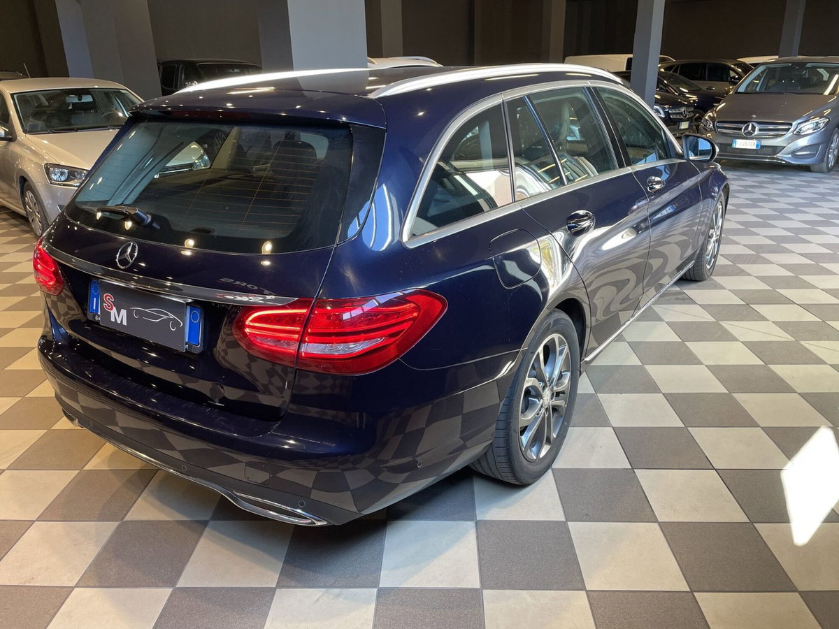 Mercedes-Benz Classe C Station Wagon 200 d Sport (4)