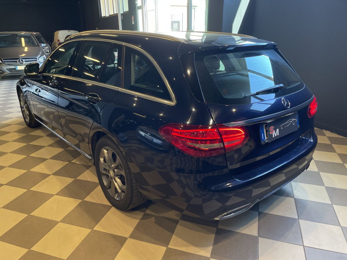 Mercedes-Benz Classe C Station Wagon 200 d Sport (6)
