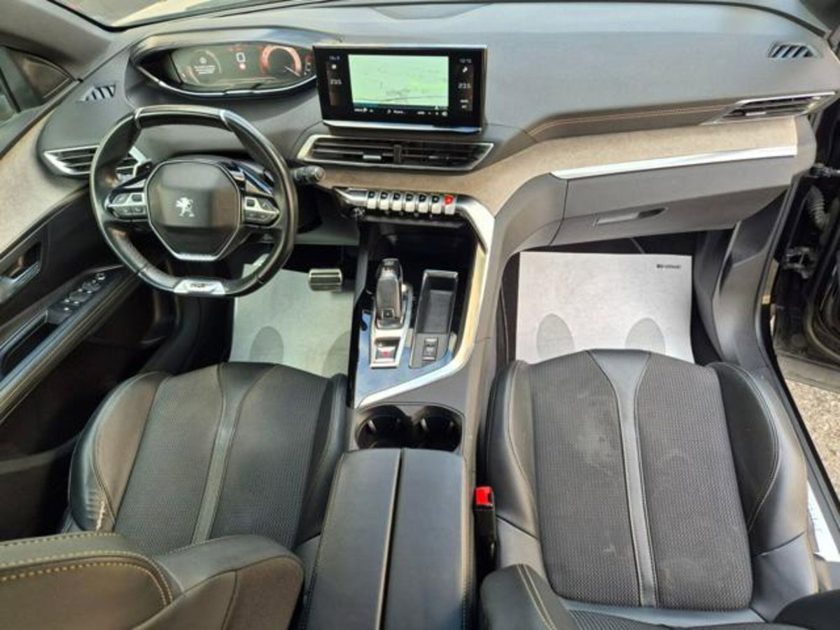 Peugeot 3008 BlueHDi 130 S&S EAT8 GT Pack (9)