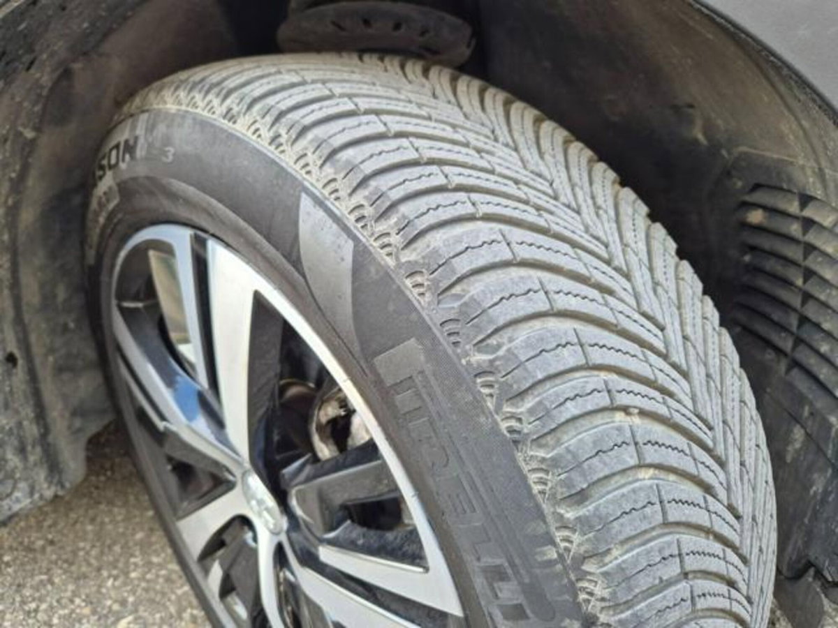 Peugeot 3008 BlueHDi 130 S&S EAT8 GT Pack (10)