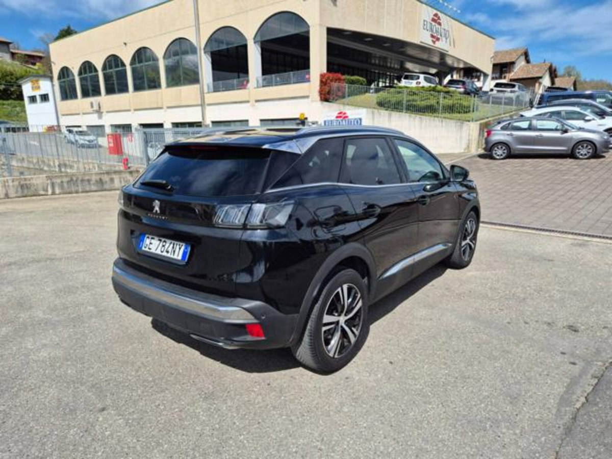 Peugeot 3008 BlueHDi 130 S&S EAT8 GT Pack (4)