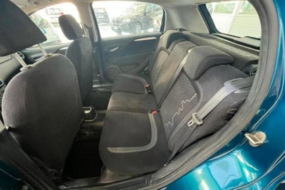 Fiat Punto 1.3 MJT II S&S 95 CV 5 porte Lounge (8)