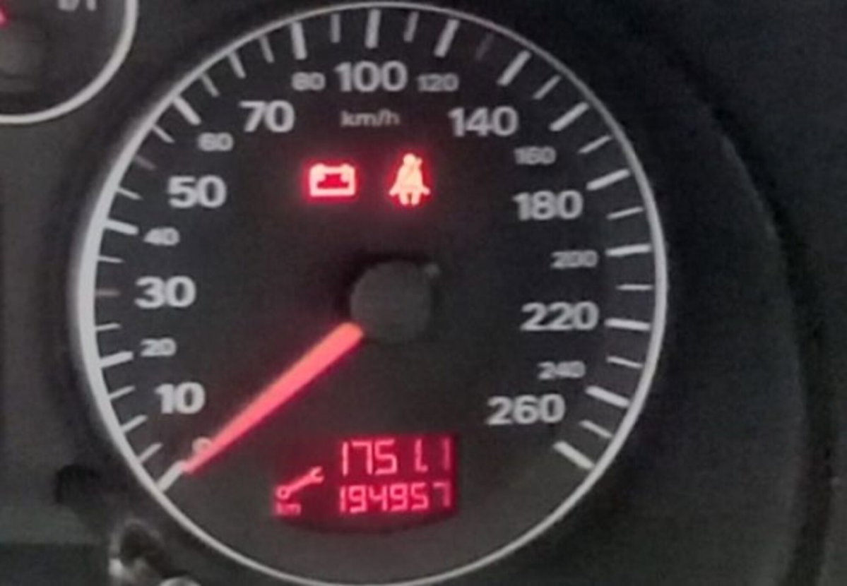 Audi A3 1.9 TDI F.AP. Ambiente (8)