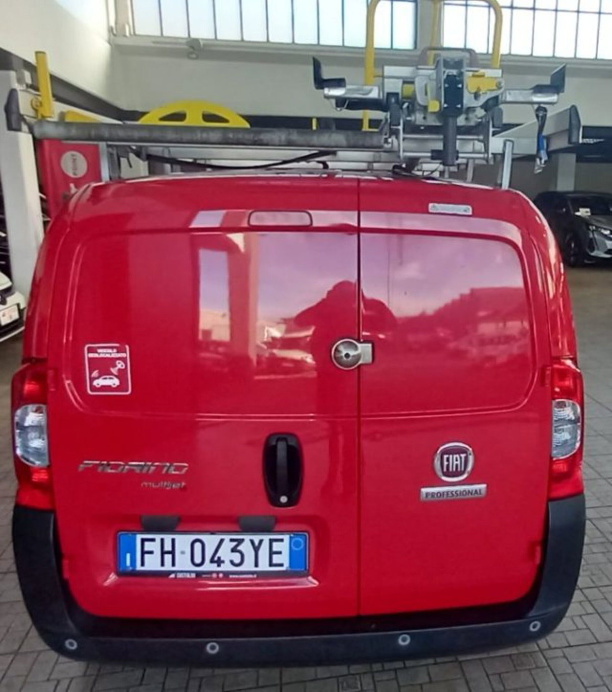 Fiat Fiorino Furgone cargo 1.3 mjt 95cv Adventure (3)