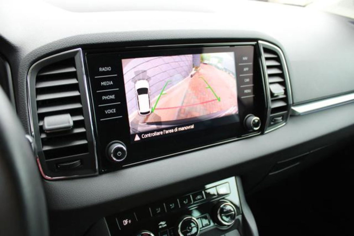 Skoda Karoq 1.6 TDI SCR DSG Style (18)
