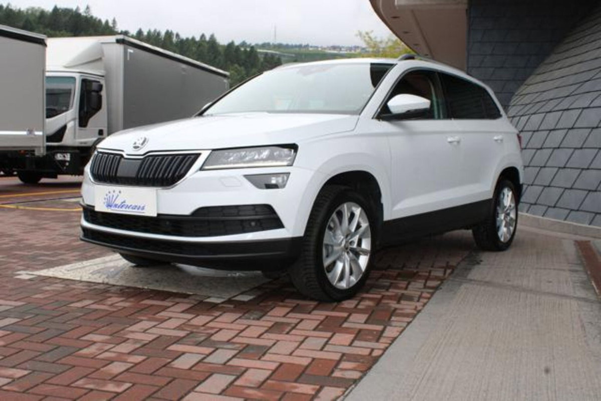 Skoda Karoq 1.6 TDI SCR DSG Style (4)