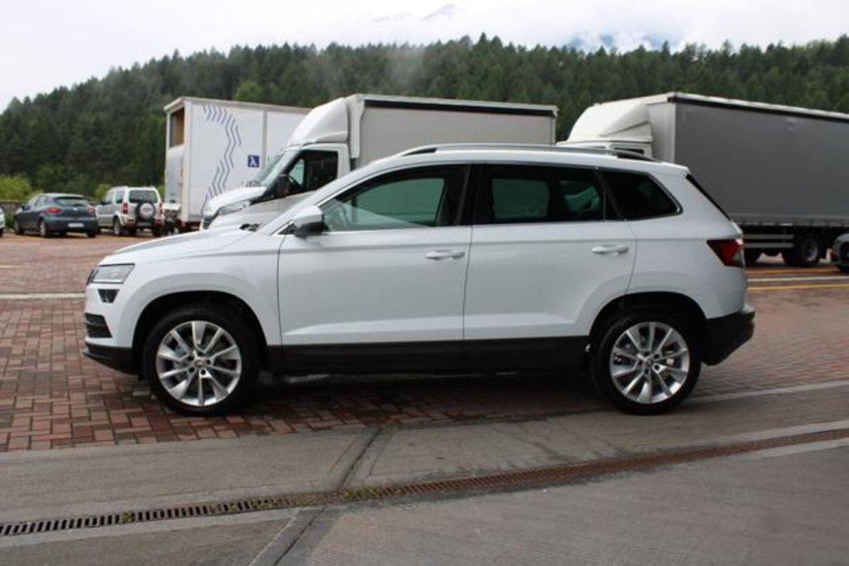 Skoda Karoq 1.6 TDI SCR DSG Style (5)