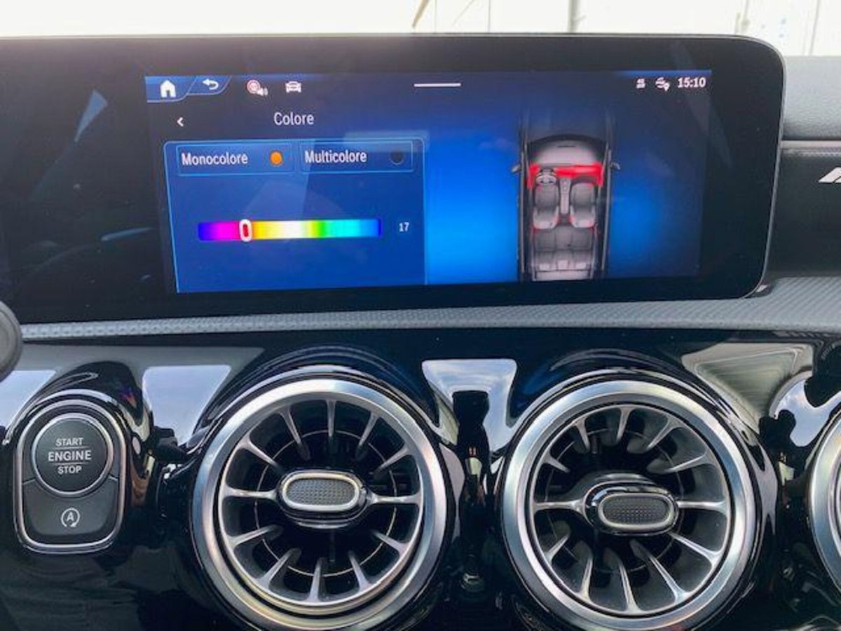 Mercedes-Benz Classe A AMG 35 AMG Line Premium Plus 4matic auto (19)