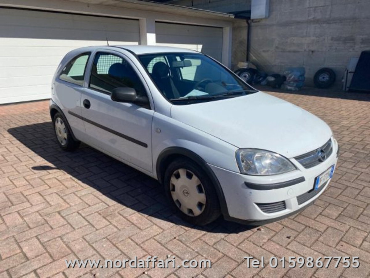 Opel Corsa 1.3 16V CDTI cat 3p. Van (2)