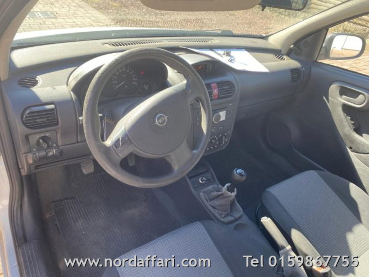 Opel Corsa 1.3 16V CDTI cat 3p. Van (7)