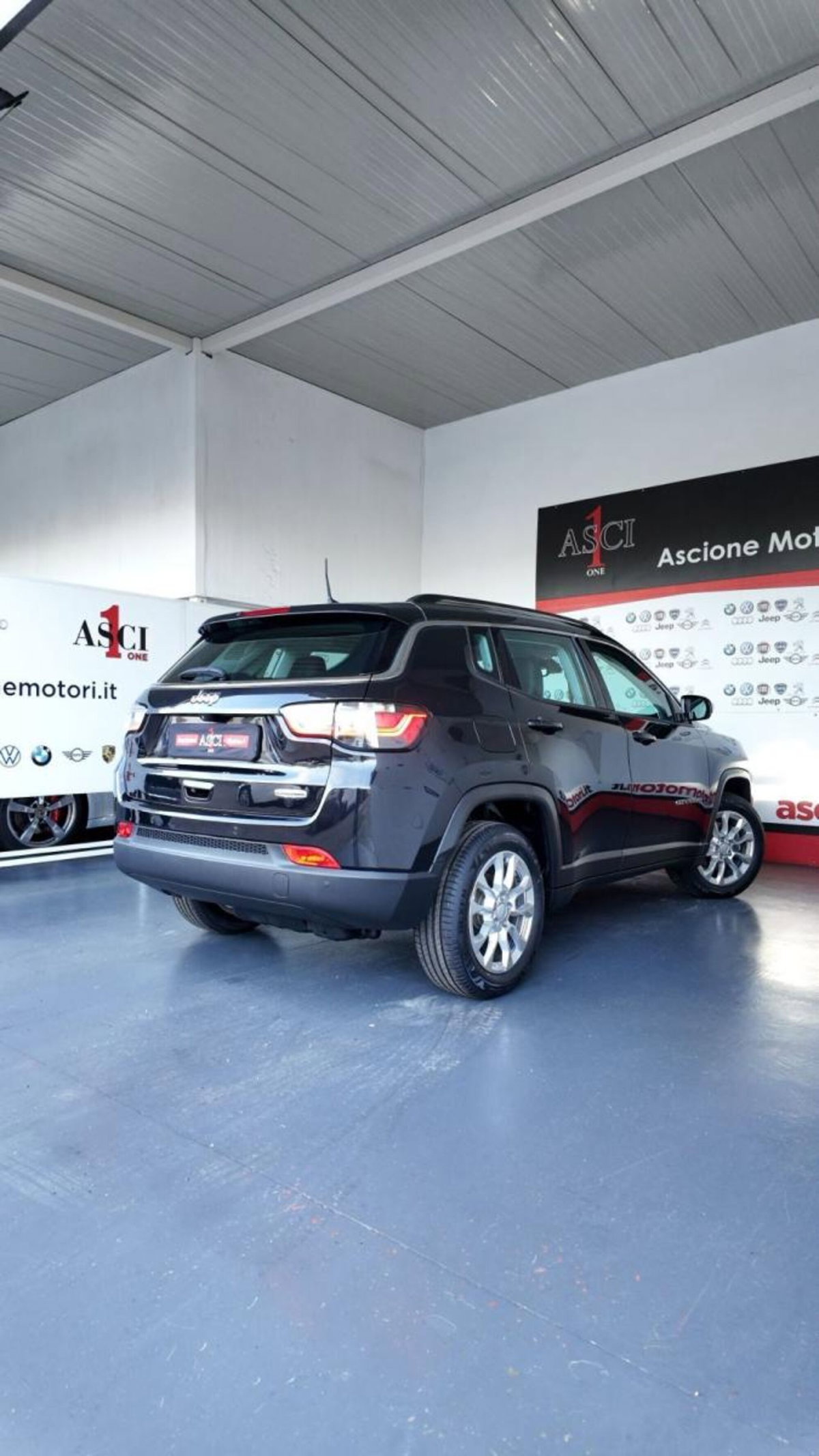 Jeep Compass 1.6 Multijet II 2WD Business (4)
