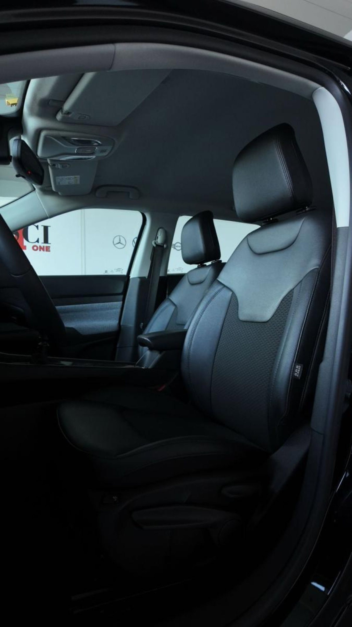 Jeep Compass 1.6 Multijet II 2WD Business (7)