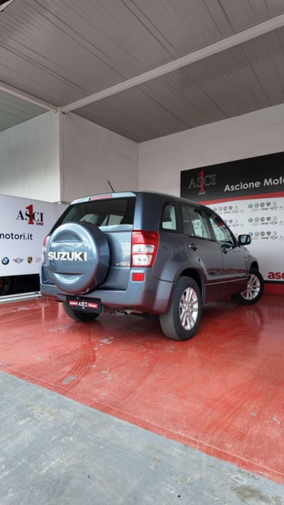 Suzuki Grand Vitara 1.9 DDiS 5 porte Executive (3)
