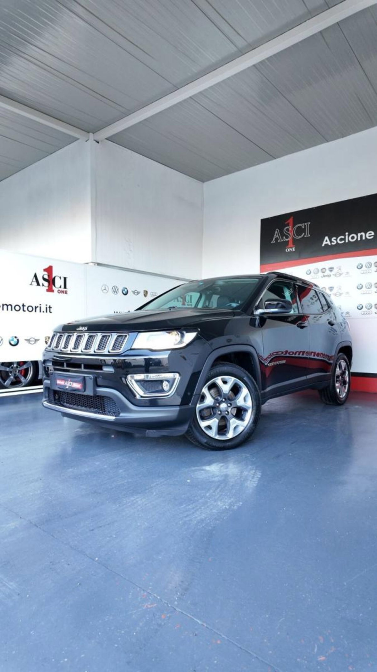 Jeep Compass 1.6 Multijet II 2WD Limited (2)