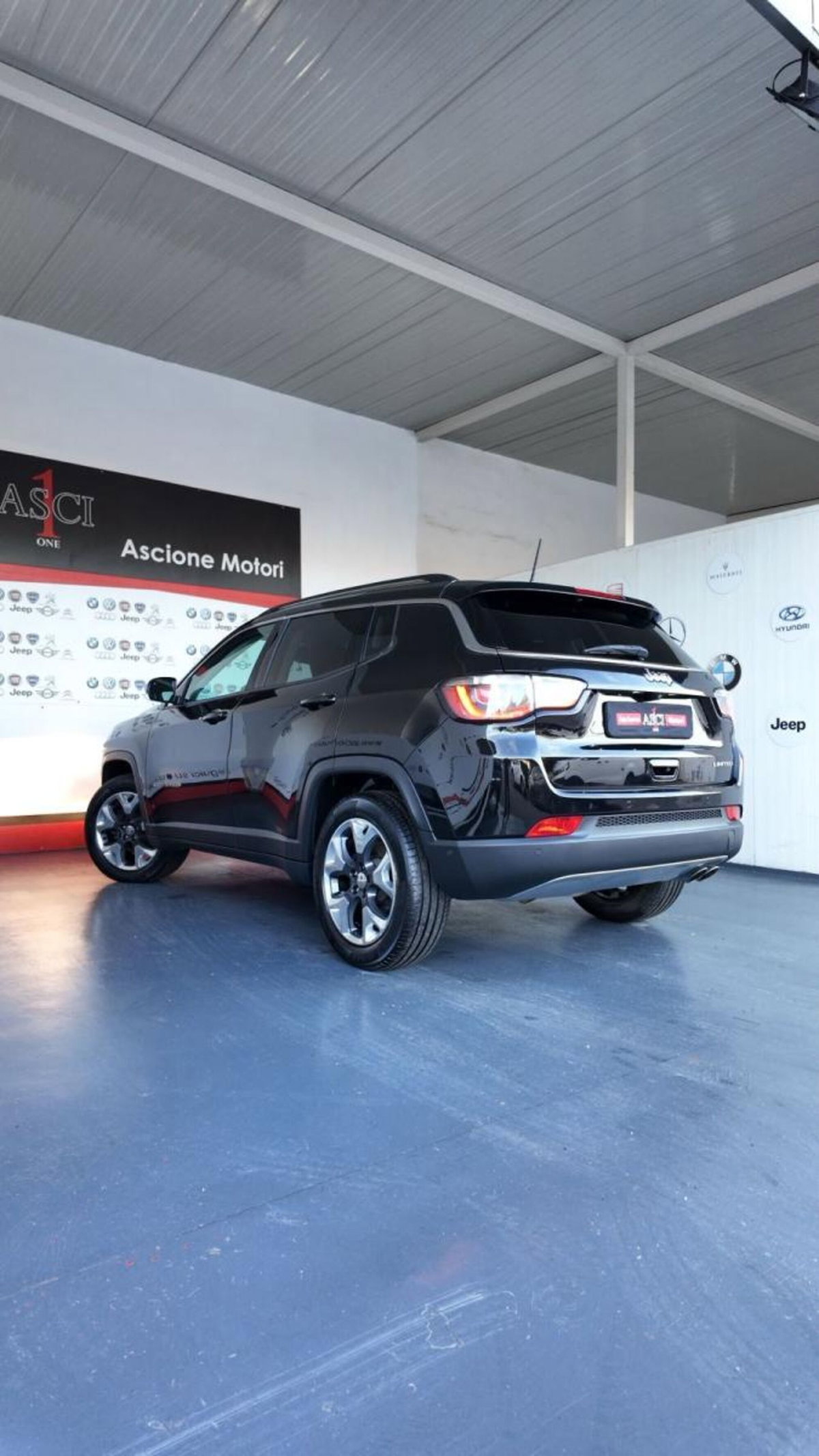 Jeep Compass 1.6 Multijet II 2WD Limited (3)