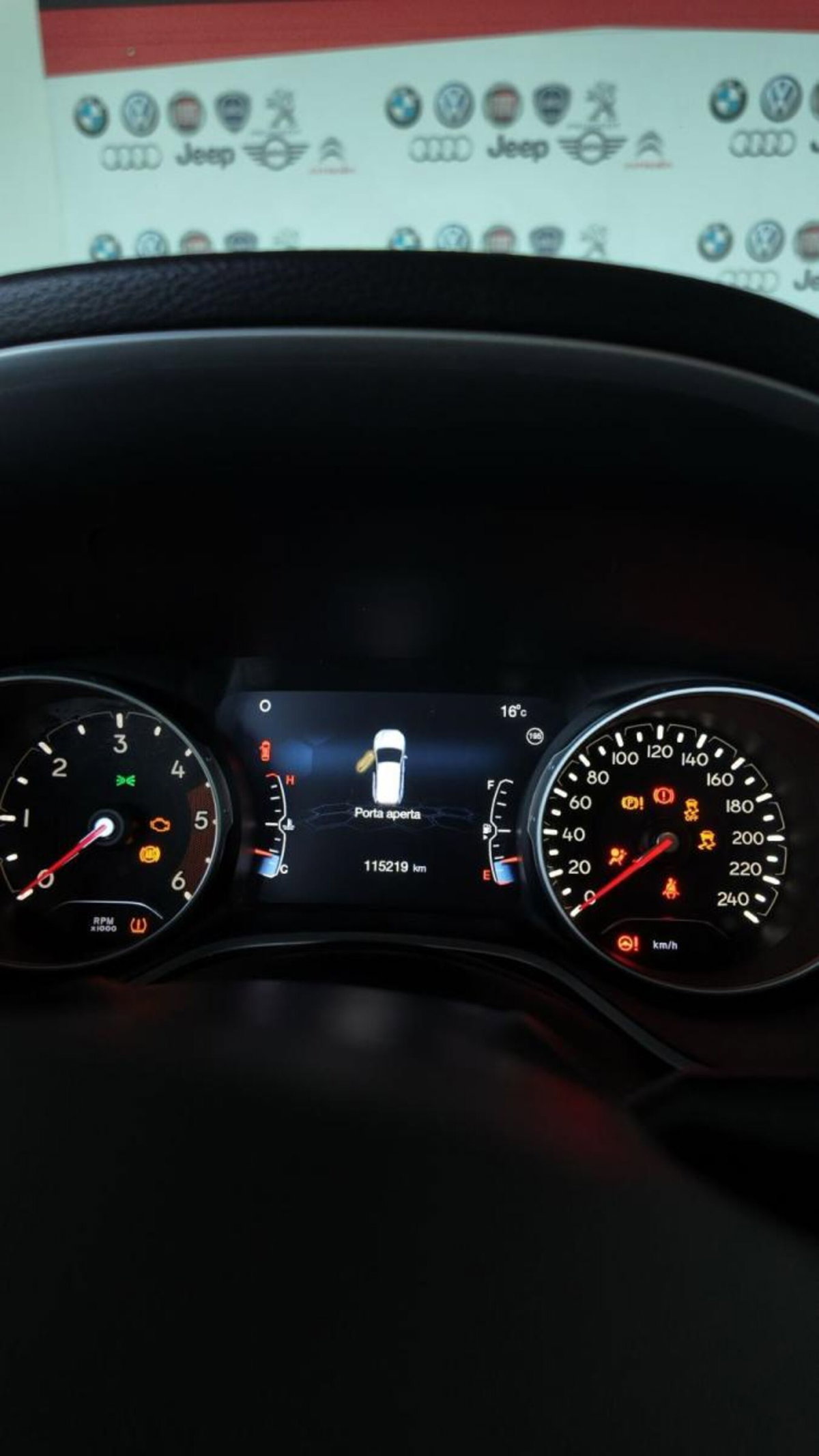 Jeep Compass 1.6 Multijet II 2WD Limited (7)