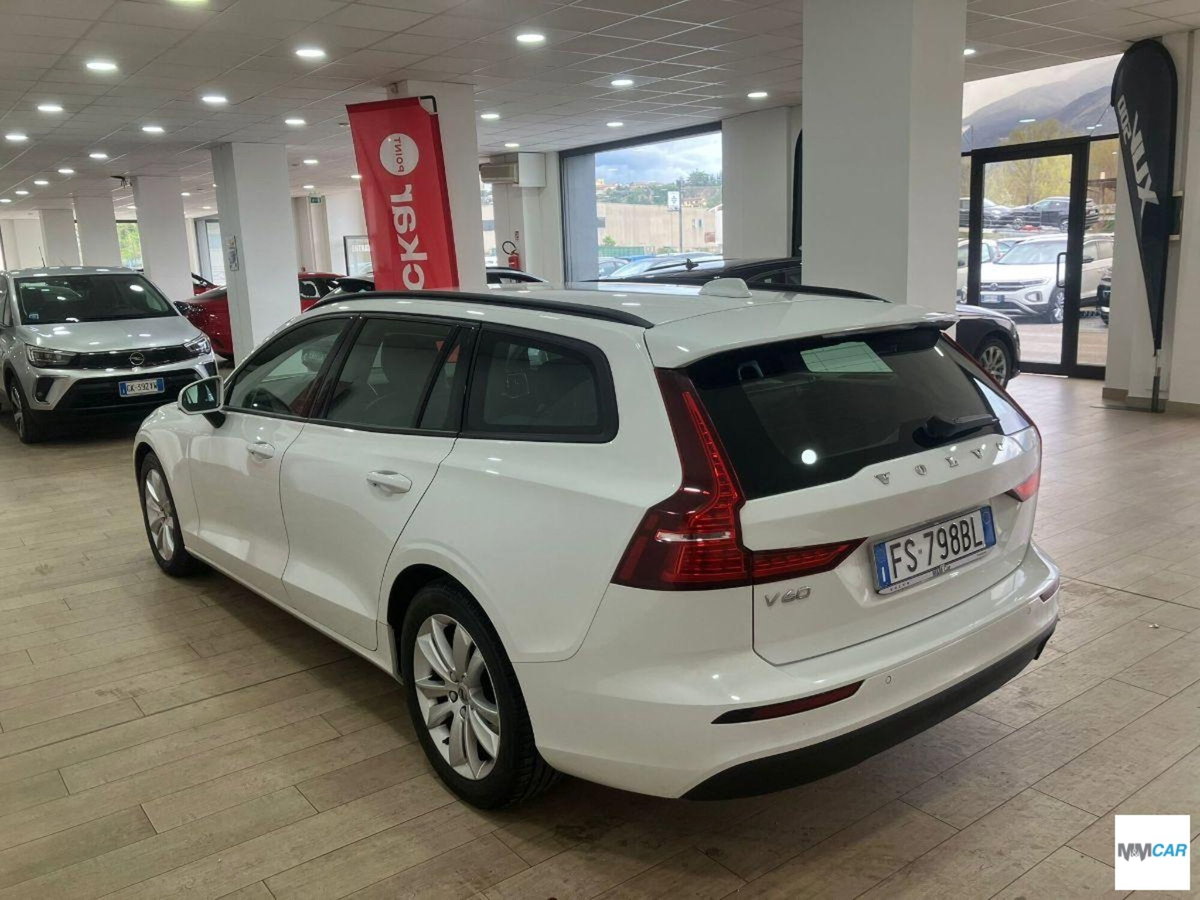 Volvo V60 D3 Geartronic Business Plus (4)