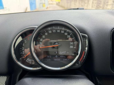 MINI Mini Countryman 2.0 Cooper D Hype Countryman (14)