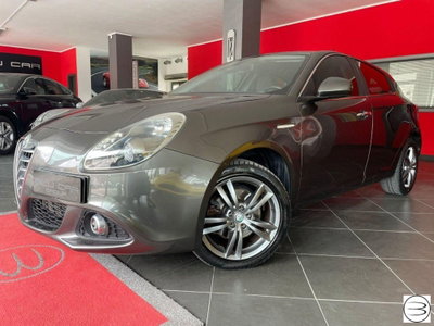 Alfa Romeo Giulietta 2.0 JTDm-2 Exclusive 140cv (2)