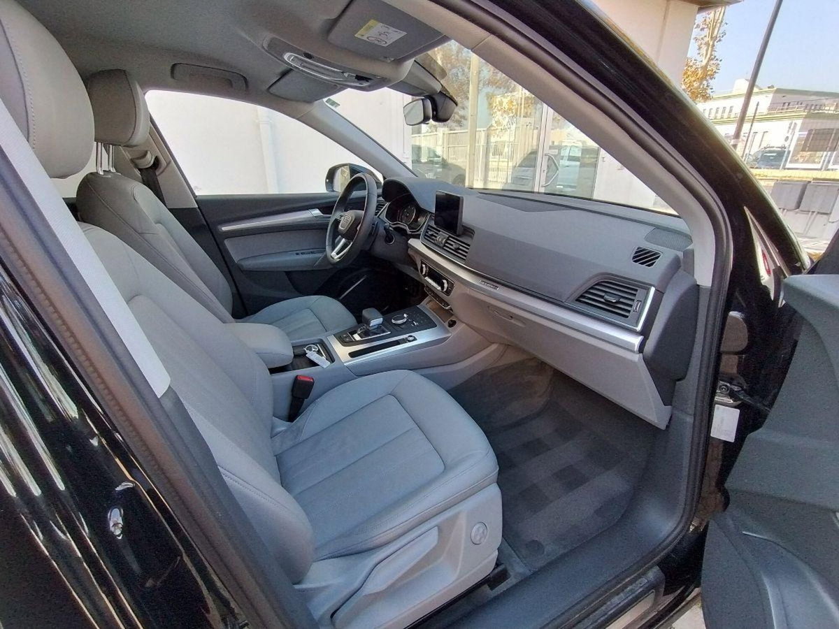 Audi Q5 2.0 TDI 190 CV quattro S tronic Business (19)