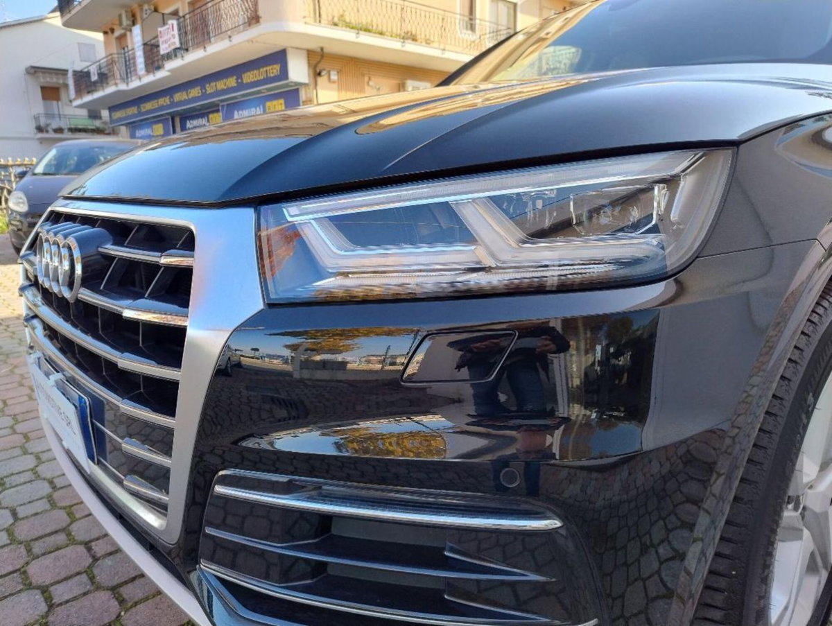 Audi Q5 2.0 TDI 190 CV quattro S tronic Business (9)