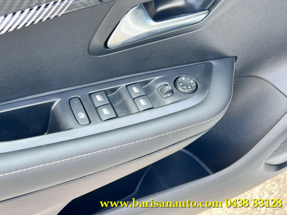 Peugeot 208 PureTech 100 Stop&Start 5 porte Allure (10)
