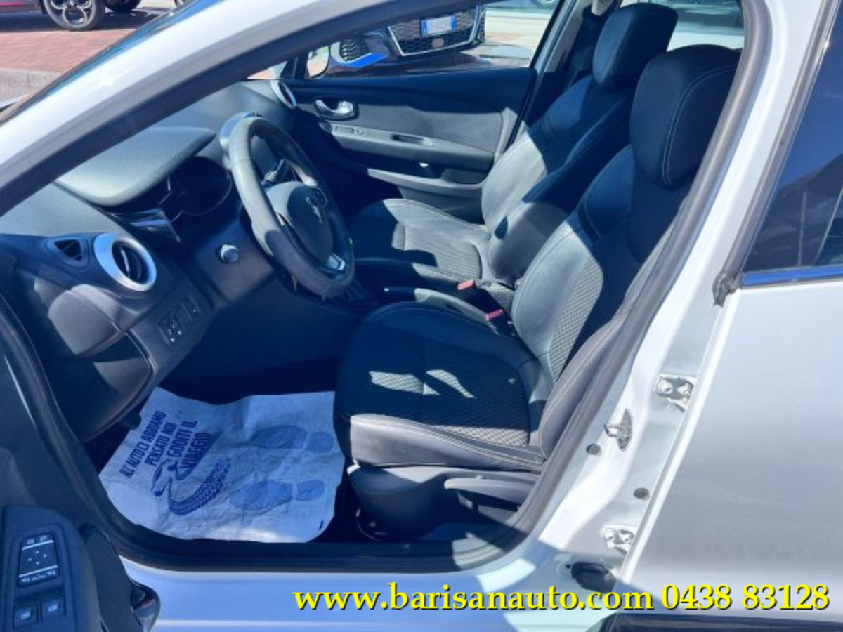 Renault Clio dCi 8V 75 CV Start&Stop 5 porte Energy Duel (4)