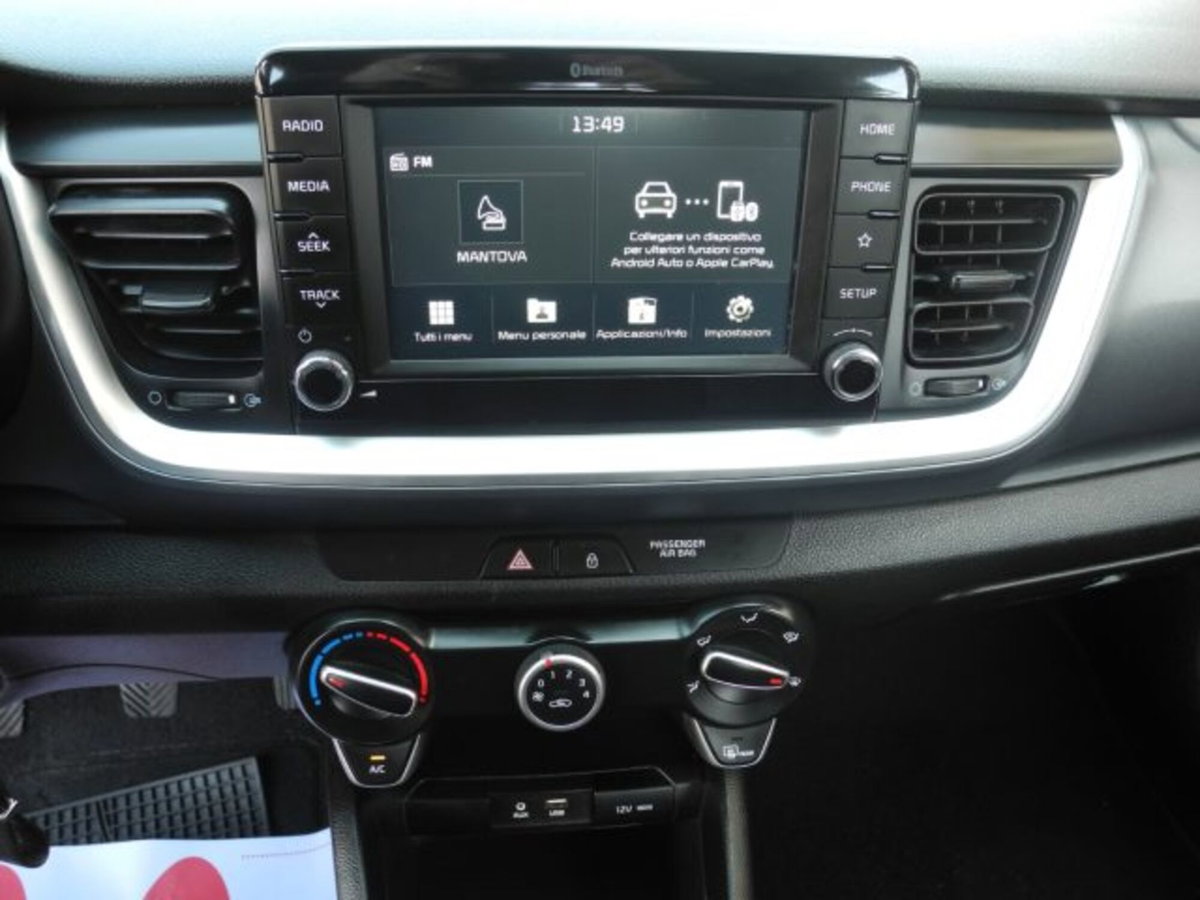 Kia Stonic 1.6 CRDi 110 CV Urban (18)