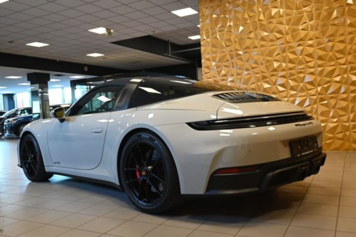 Porsche 911 Cabrio Targa 3.6 4 GTS auto (4)