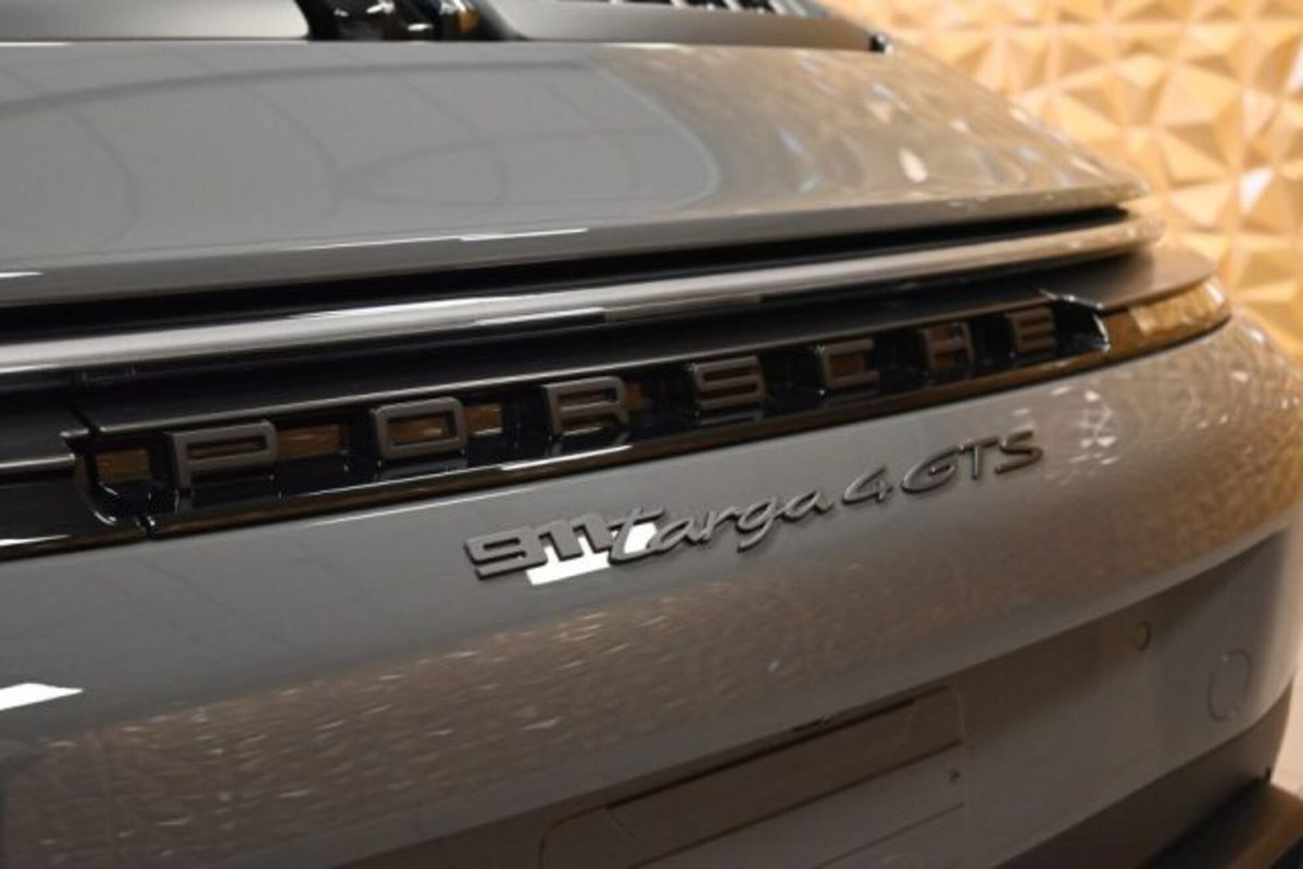 Porsche 911 Cabrio Targa 3.6 4 GTS auto (20)