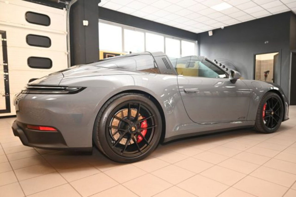 Porsche 911 Cabrio Targa 3.6 4 GTS auto (7)