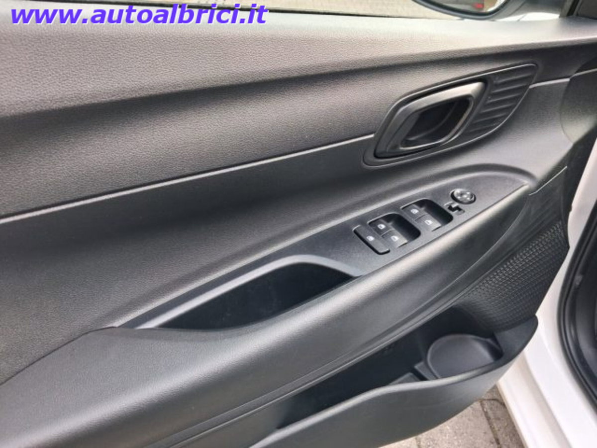 Hyundai i20 1.0 t-gdi Connectline 90cv mt (11)