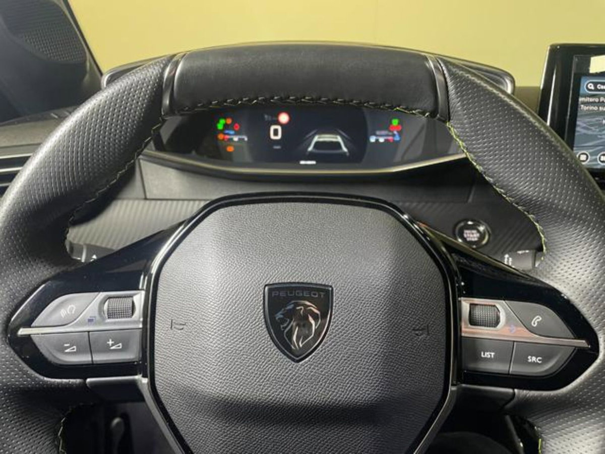 Peugeot 208 PureTech 100 Stop&Start 5 porte GT (10)