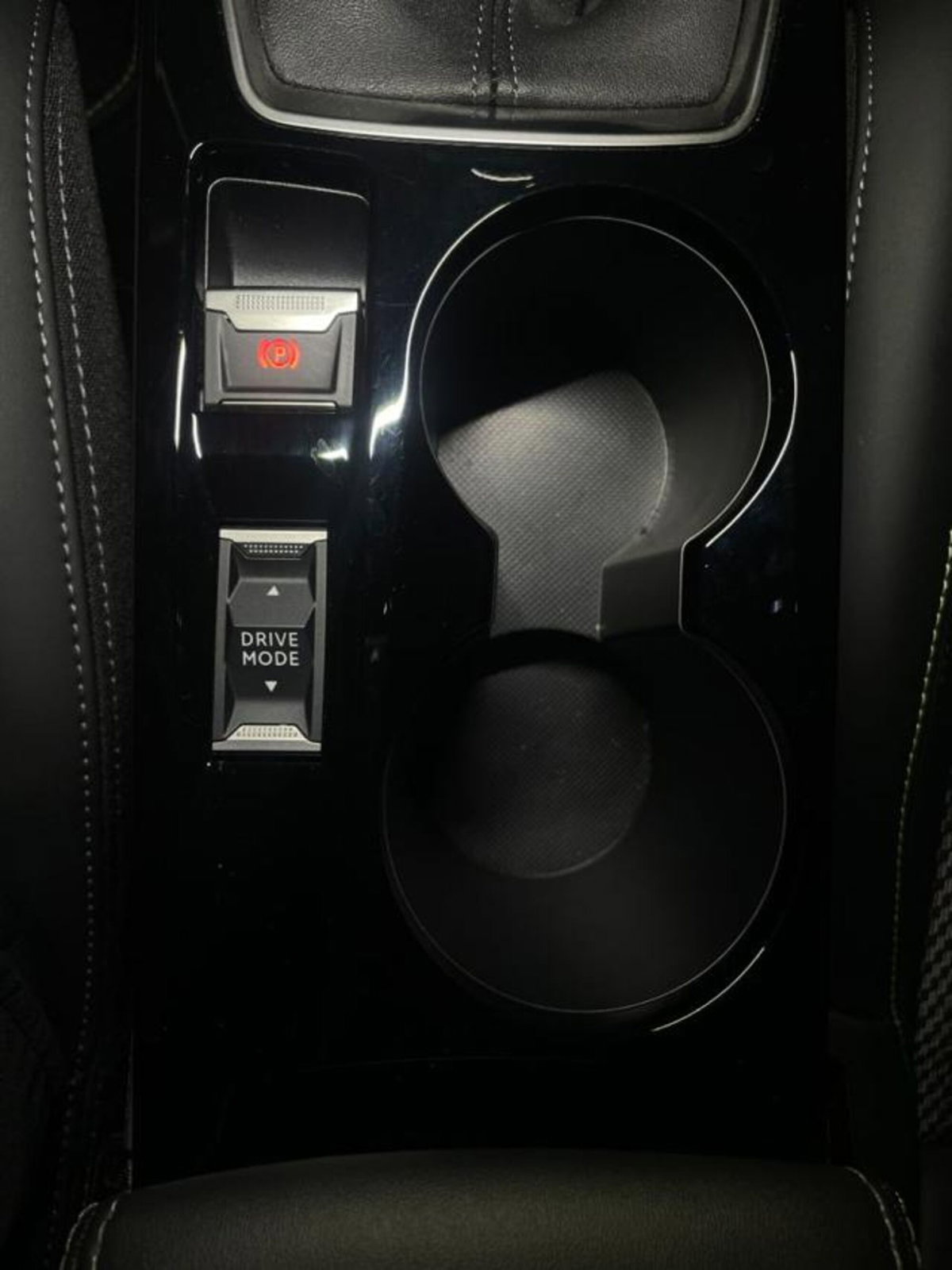 Peugeot 208 PureTech 100 Stop&Start 5 porte GT (18)