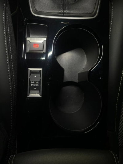 Peugeot 208 PureTech 100 Stop&Start 5 porte GT (18)