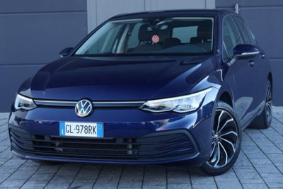 Volkswagen Golf Variant 1.0 eTSI EVO DSG Life (2)