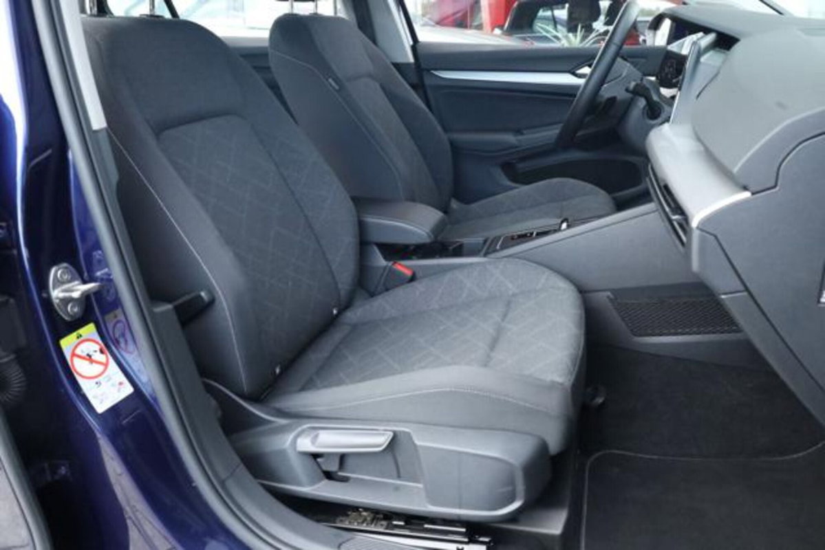 Volkswagen Golf Variant 1.0 eTSI EVO DSG Life (20)