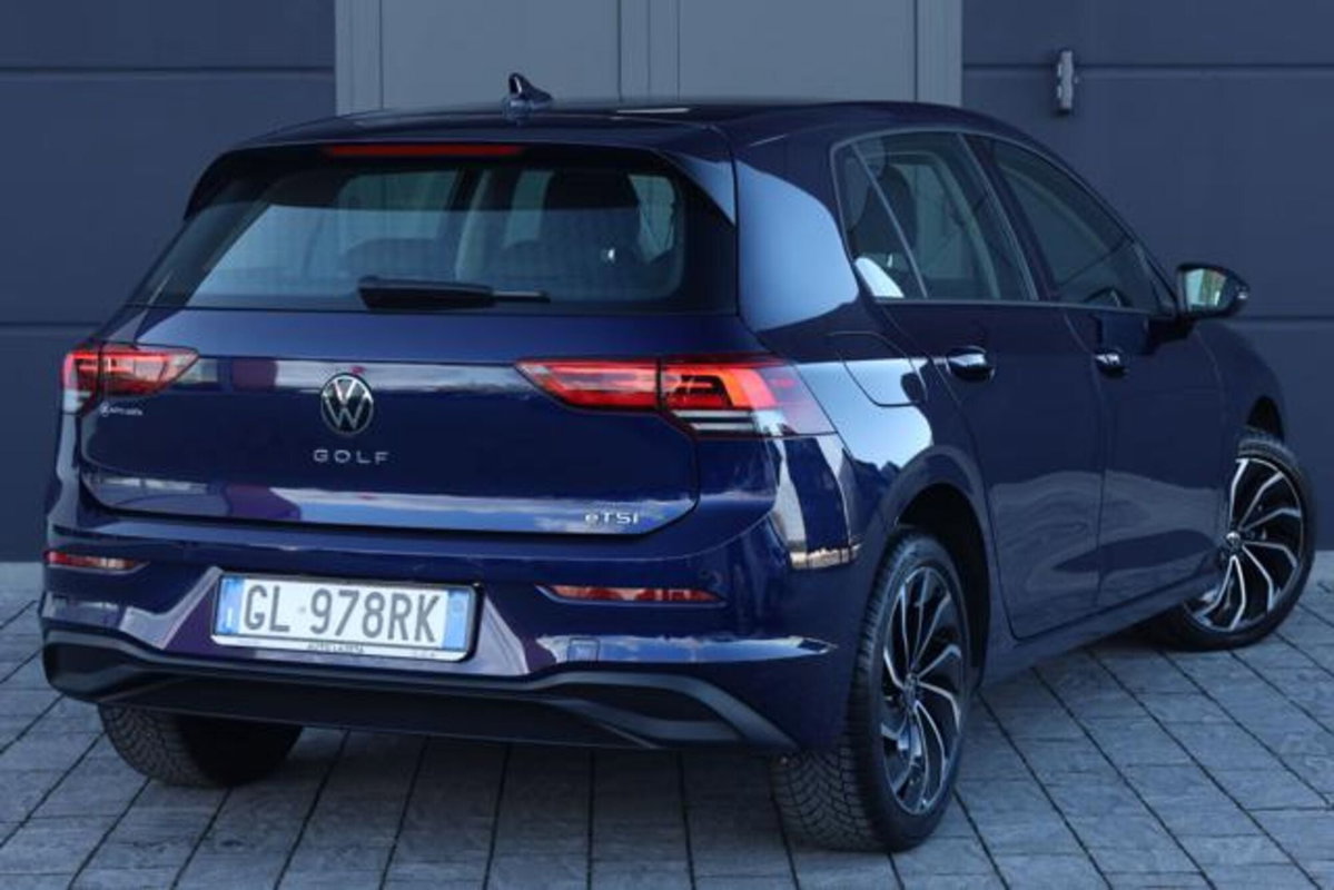 Volkswagen Golf Variant 1.0 eTSI EVO DSG Life (4)