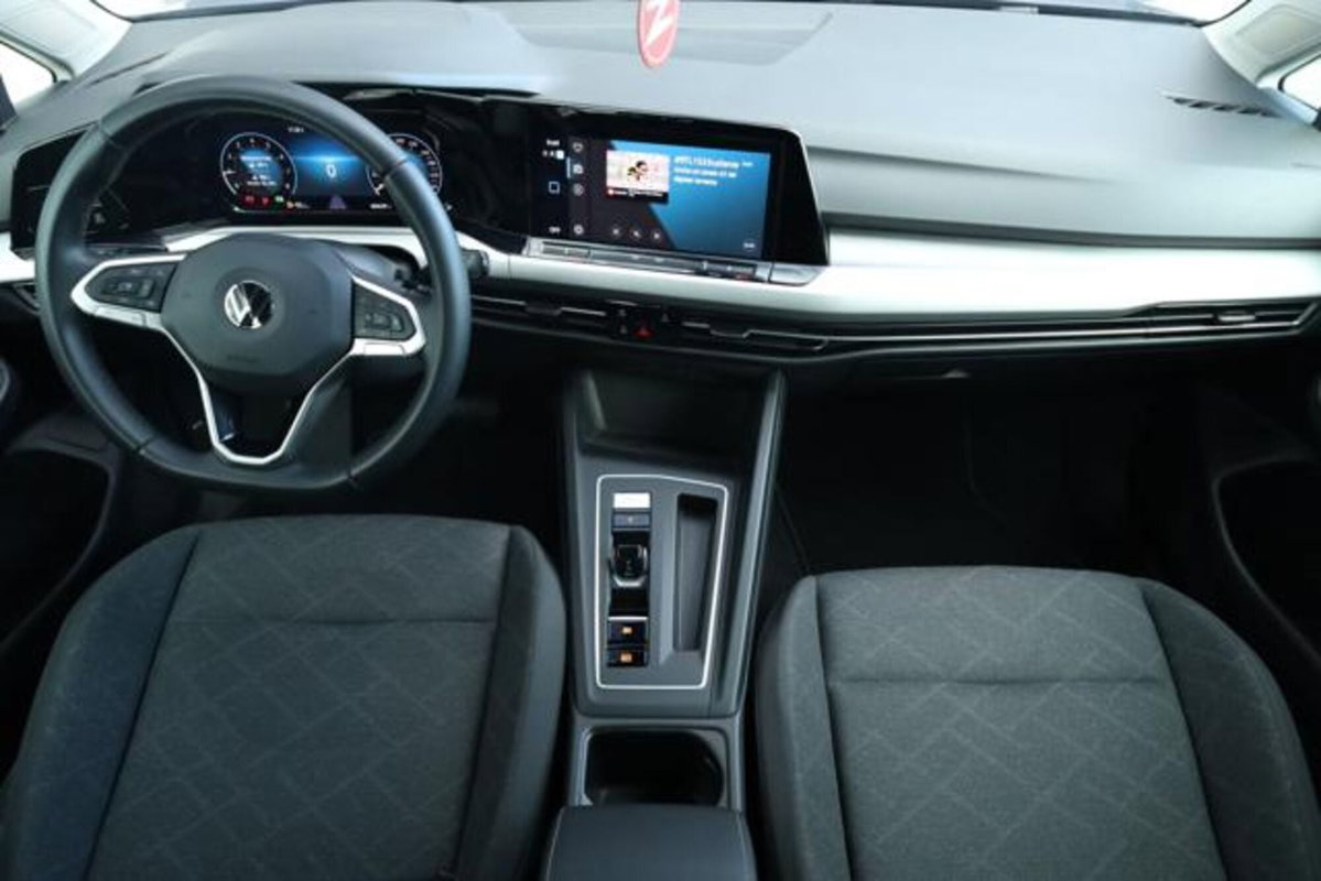 Volkswagen Golf Variant 1.0 eTSI EVO DSG Life (5)