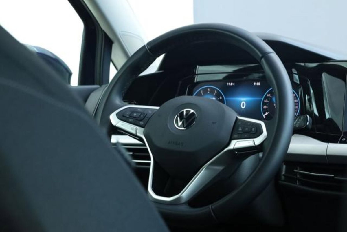 Volkswagen Golf Variant 1.0 eTSI EVO DSG Life (8)