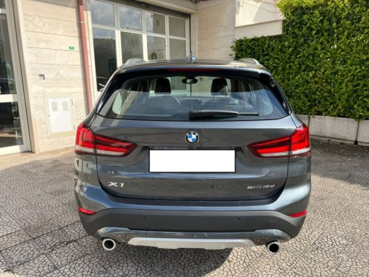 BMW X1 sDrive18d xLine Plus (11)
